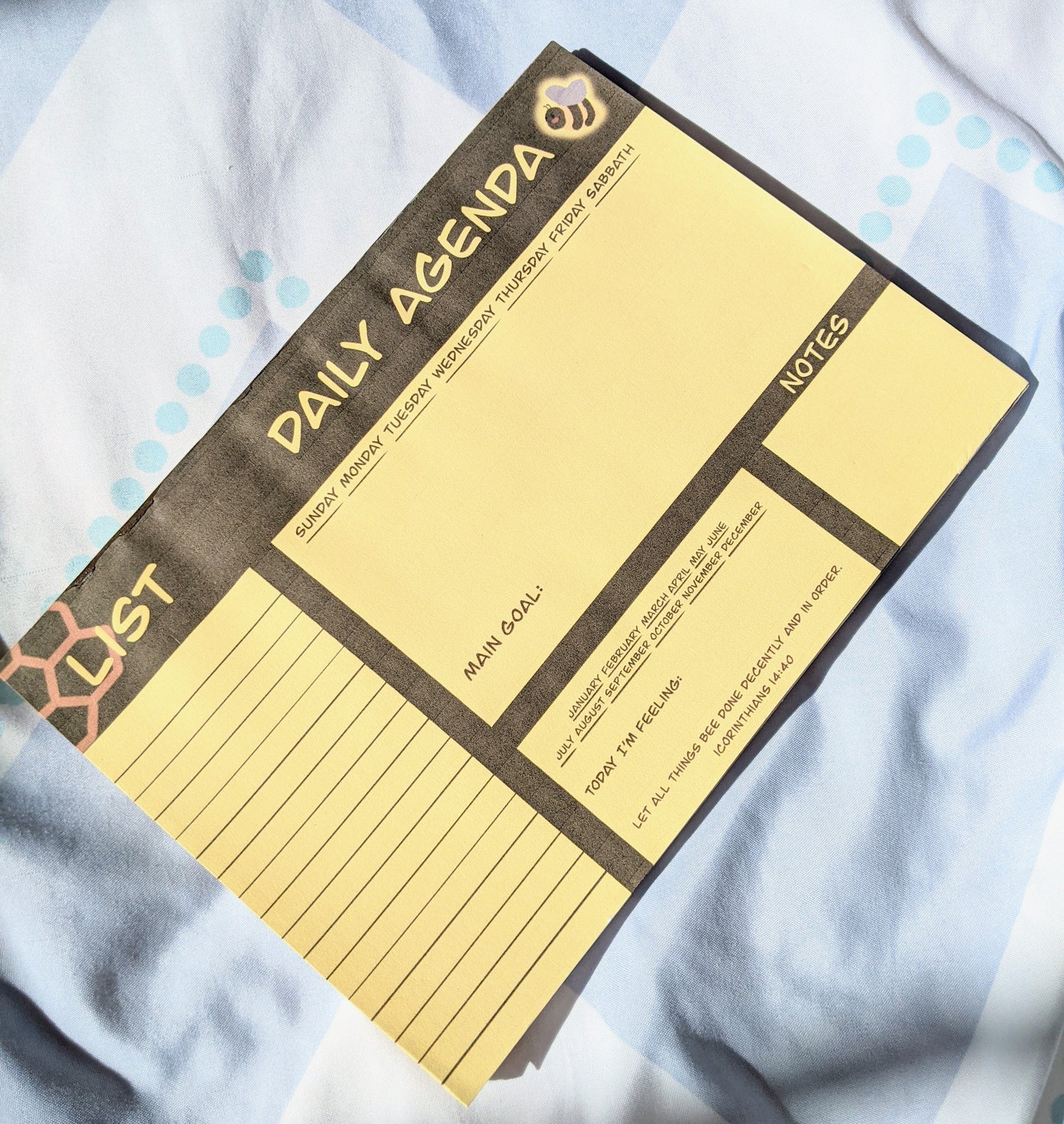 Bee Themed Daily Agenda Notepad